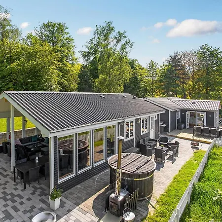 Ajstrup Strandvej Xi