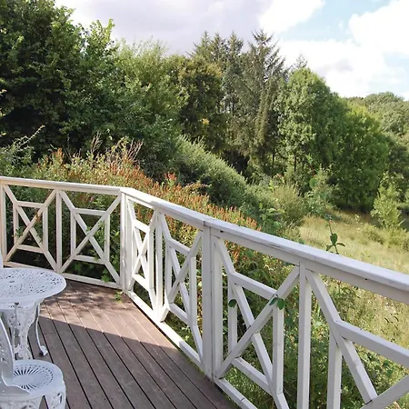 Ajstrup Strandvej Xi 度假居 *