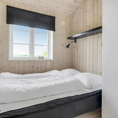 בית נופש Awesome Home In Malling With Sauna