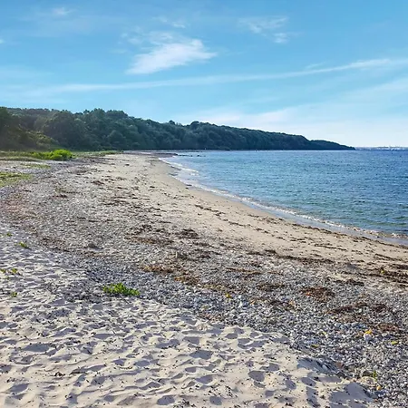 Ajstrup Strandvej Xi *